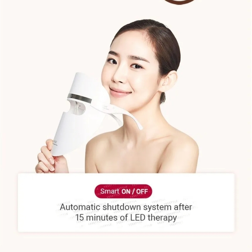 Éclair LED Therapy Mask - Picture 8 of 9